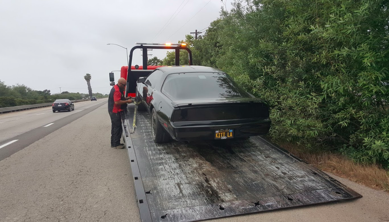 Illustration for article titled Here's What To Do When You Rent KITT From Knight Rider On Turo And It Breaks Down